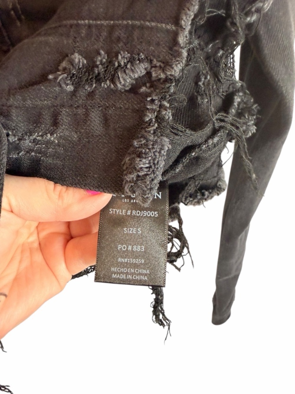 Risen Black Shirring Sleeve Crop Jacket Distressed Denim Women’s Sz Small - Picture 7 of 11